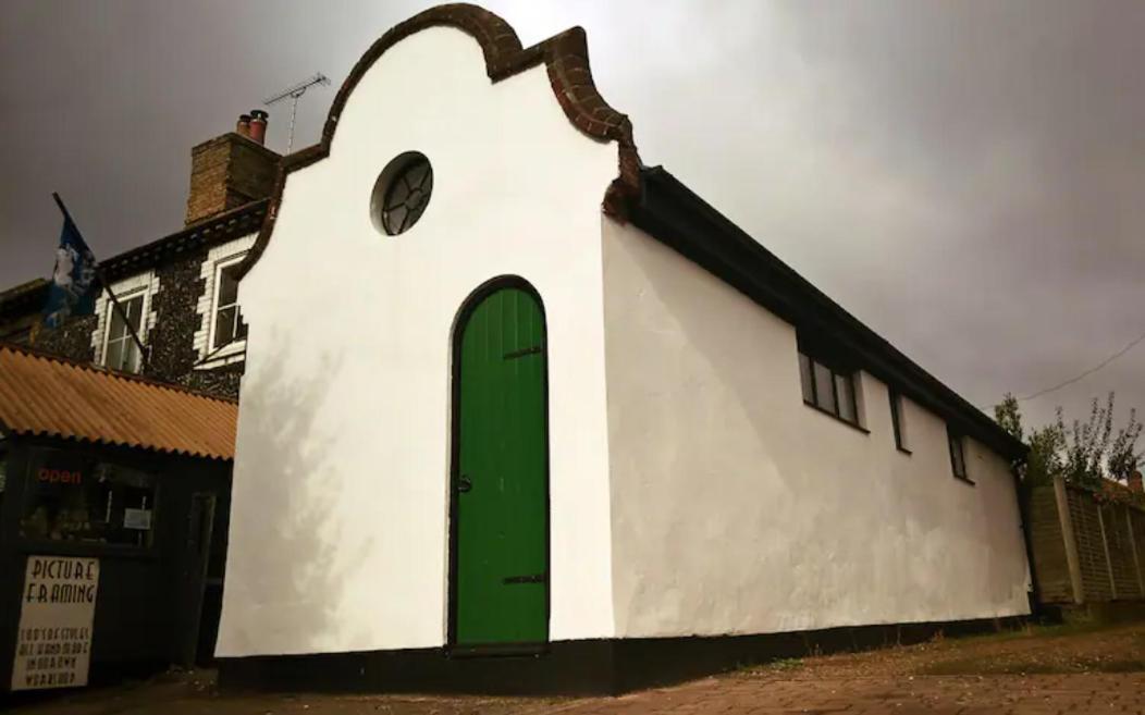 Old Fire Station - quaint&quirky little home Brandon  Extérieur photo