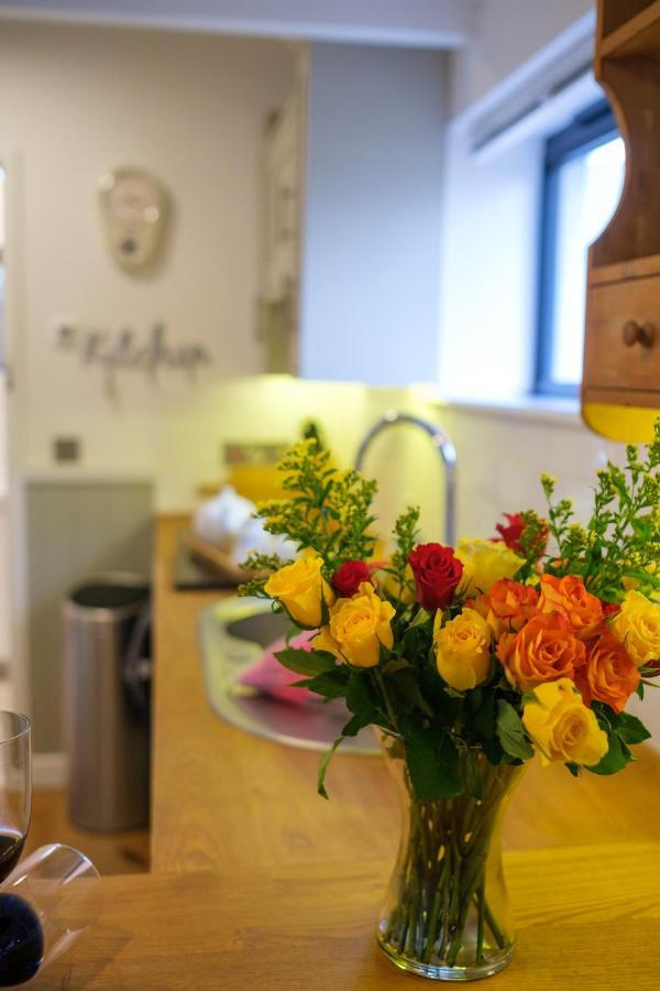 Old Fire Station - quaint&quirky little home Brandon  Extérieur photo
